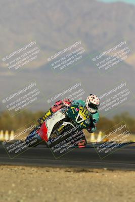 media/Dec-07-2024-CVMA (Sat) [[21c5f1ef85]]/Race 13-Amateur Supersport Middleweight/